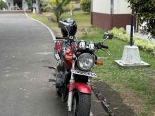 Honda Hornet 2014 Motorbike