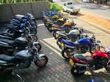 https://riyasewana.com/uploads/honda-hornet-48261913063.jpg