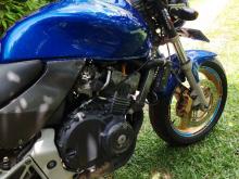https://riyasewana.com/uploads/honda-hornet-51843326976.jpg