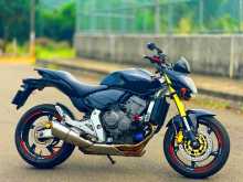 Honda Hornet 600 2010 Motorbike