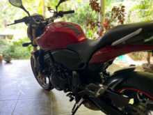 https://riyasewana.com/uploads/honda-hornet-600-1511464713973.jpg
