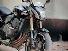 https://riyasewana.com/uploads/honda-hornet-600-214053722692.jpg