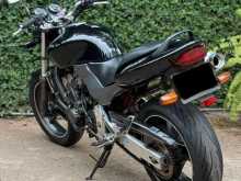 https://riyasewana.com/uploads/honda-hornet-6838044243.jpg