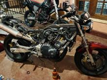 https://riyasewana.com/uploads/honda-hornet-721223424654.jpg