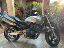 https://riyasewana.com/uploads/honda-hornet-722275513034.jpg