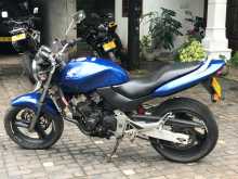 https://riyasewana.com/uploads/honda-hornet-812400413353.jpg