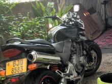 Honda Hornet 2023 Motorbike