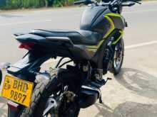 https://riyasewana.com/uploads/honda-hornet-91043561026.jpg