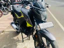 https://riyasewana.com/uploads/honda-hornet-91043561342.jpg