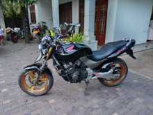 https://riyasewana.com/uploads/honda-hornet-919004213924.jpg