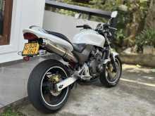 https://riyasewana.com/uploads/honda-hornet-ch-2710213622182.jpg