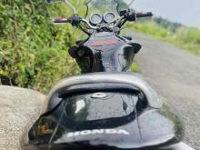 https://riyasewana.com/uploads/honda-hornet-ch125-229015924971.jpg