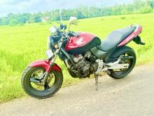 https://riyasewana.com/uploads/honda-hornet-cha-2123530524852.jpg