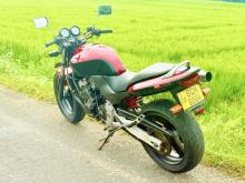 https://riyasewana.com/uploads/honda-hornet-cha-2123530524964.jpg