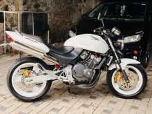 https://riyasewana.com/uploads/honda-hornet-f7-209490413494.jpg