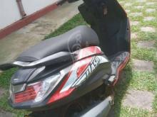 https://riyasewana.com/uploads/honda-hree-1936001307330.jpg