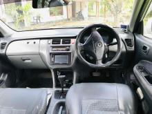 https://riyasewana.com/uploads/honda-hrv-1822150624801.jpg