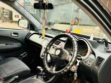 https://riyasewana.com/uploads/honda-hrv-2002-1115195612074.jpg