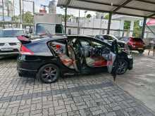 https://riyasewana.com/uploads/honda-insight-18848414943.jpg