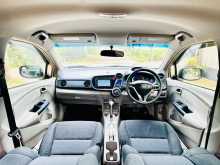 https://riyasewana.com/uploads/honda-insight-2009-199511712854.jpg