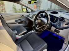 https://riyasewana.com/uploads/honda-insight-2011-2920360812672.jpg