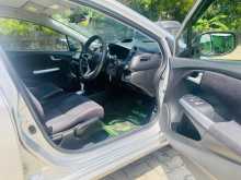https://riyasewana.com/uploads/honda-insight-ze-15135354876.jpg