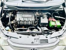 https://riyasewana.com/uploads/honda-insight-ze2-57344717036.jpg