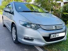 Honda INSIGHT ZE2 2011 Car