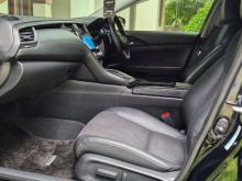 https://riyasewana.com/uploads/honda-insight-ze4-121256156704.jpg