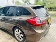 https://riyasewana.com/uploads/honda-jade-2015-1315454512483.jpg