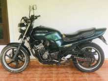 https://riyasewana.com/uploads/honda-jade-21702274042.jpg