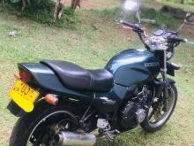 https://riyasewana.com/uploads/honda-jade-28652466944.jpg
