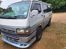Toyota Dolphin LH102 1990 Van