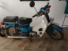 Honda Mate Super Cub 2001 Motorbike