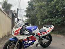 Honda CBR MC22 1997 Motorbike