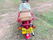 https://riyasewana.com/uploads/honda-md-90-2616545522962.jpg