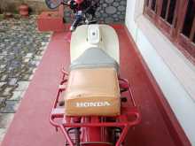 https://riyasewana.com/uploads/honda-md-90-2710562213093.jpg