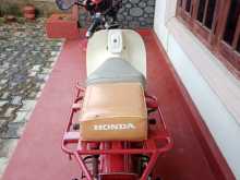 https://riyasewana.com/uploads/honda-md-90-3121393813513.jpg