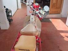https://riyasewana.com/uploads/honda-md-90-585349689680.jpg