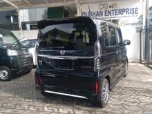 https://riyasewana.com/uploads/honda-n-box-14130707586.jpg