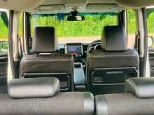 https://riyasewana.com/uploads/honda-n-box-2017-1814023112283.jpg