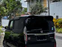https://riyasewana.com/uploads/honda-n-box-2023-2212311512442.jpg