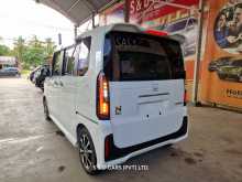https://riyasewana.com/uploads/honda-n-box-custom-28190529763.jpg
