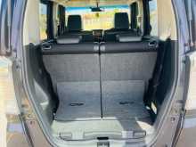 https://riyasewana.com/uploads/honda-nbox-1313535574.jpg