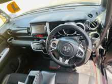 https://riyasewana.com/uploads/honda-nbox-13135355833.jpg