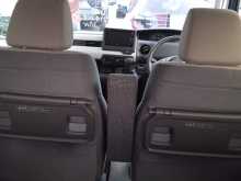 https://riyasewana.com/uploads/honda-nbox-2023-2311014712884.jpg