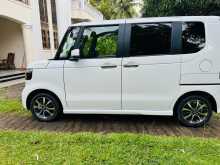 https://riyasewana.com/uploads/honda-nbox-custom-2025-2821495512582.jpg