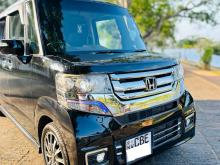 https://riyasewana.com/uploads/honda-nbox-custom-420151017475.jpg