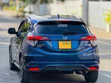 https://riyasewana.com/uploads/honda-onda-vezel-1418274322302.jpg