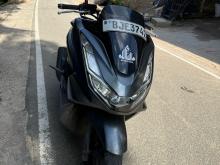 Honda Pcx 2023 Motorbike